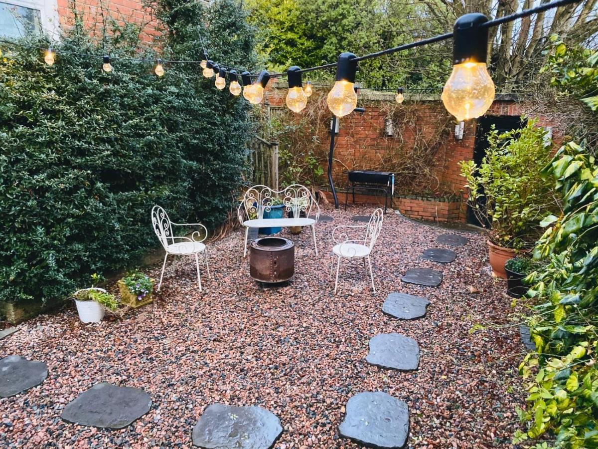 Self Contained Coach House In Leafy South The Location Is Not Accurate Apartment